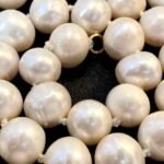 Perły pod lupą: Kompletny przewodnik po klasyfikacji i rodzajach skarbów głębin