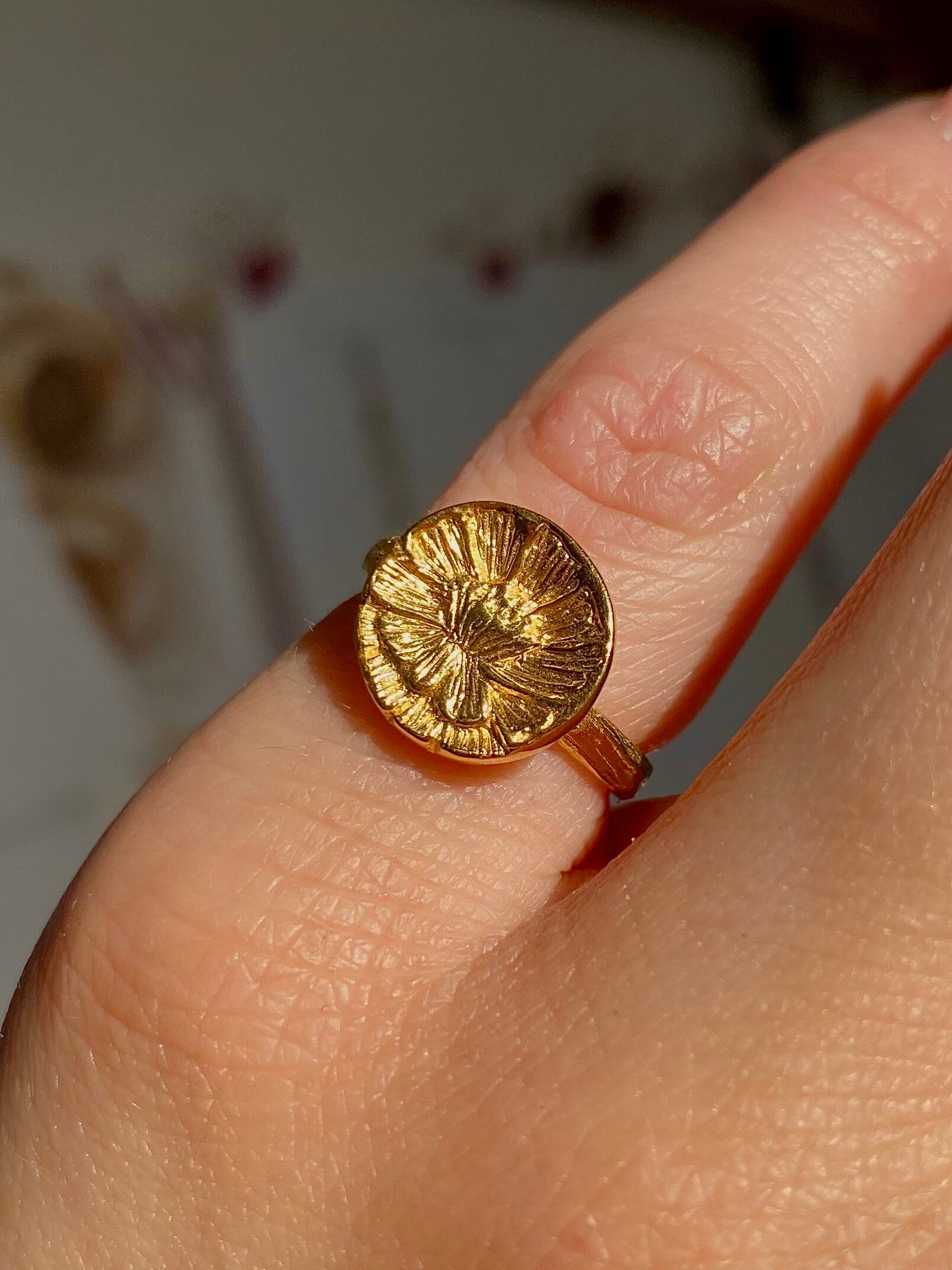 Pozłacany pierścionek piwonia Peony Ring - obrazek 6